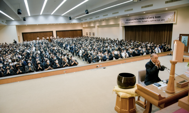 [NEWS] Members and Leaders of SGI Thailand coming together to express their deepest condolences for their Beloved Mentor, Daisaku Ikeda Sensei.