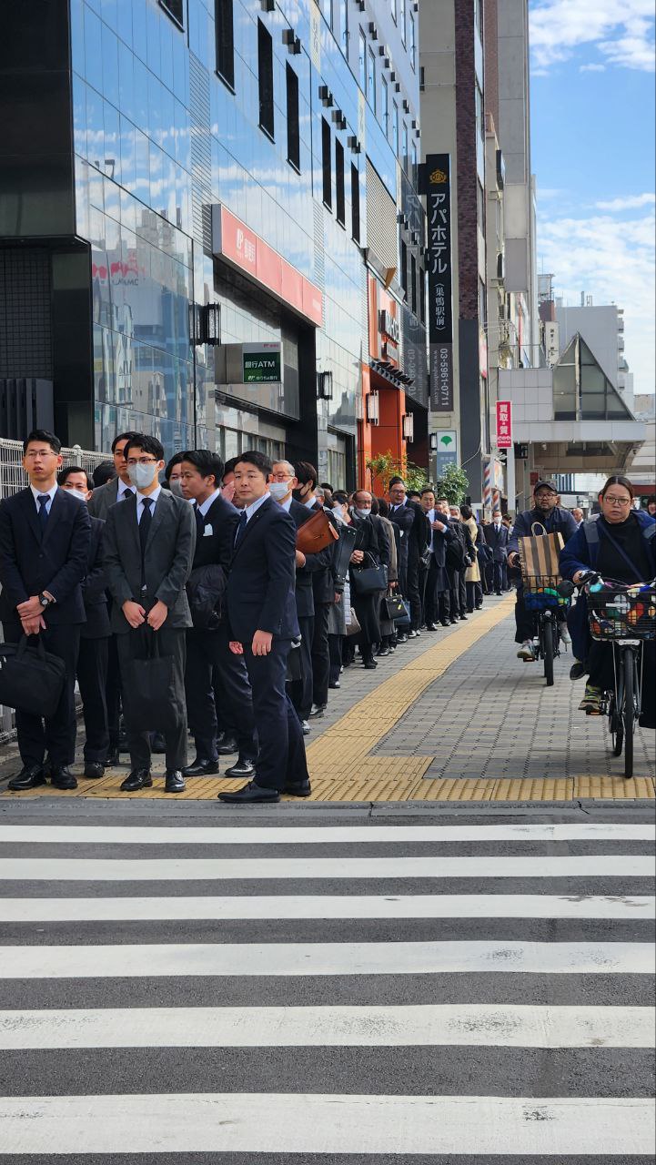 [NEWS] BREAKING: Eagerly waiting to pay respects to their Sensei’s ...
